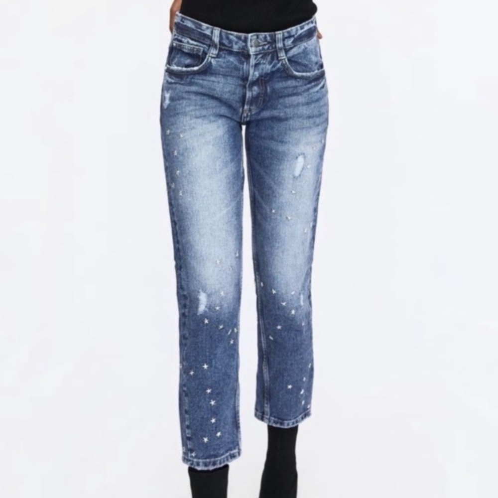 Zara Studded Distressed Crop Jean Size 2